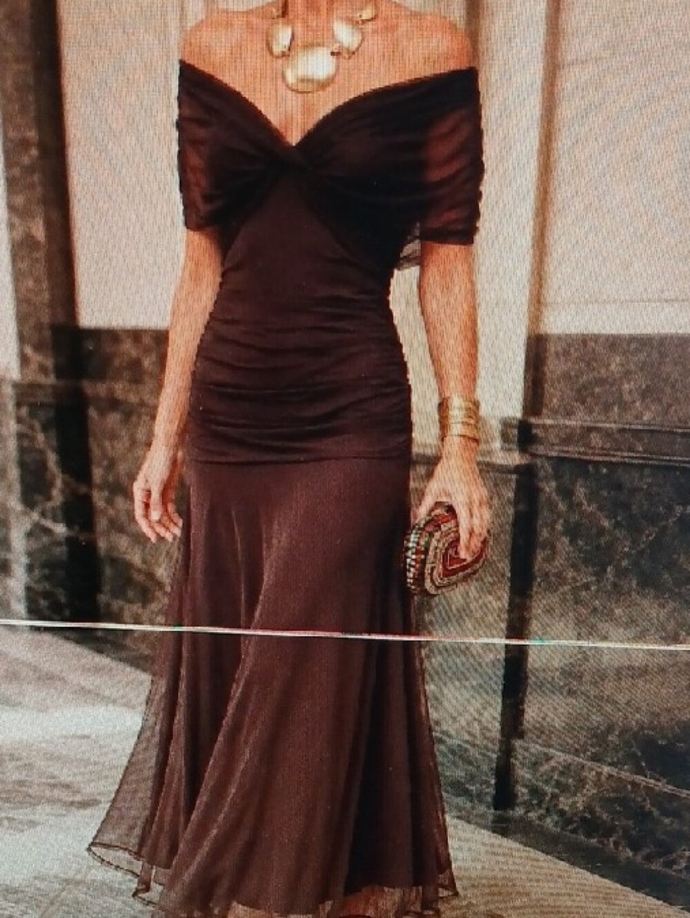 Elegant  Evening Dress! - Picture 3 of 7